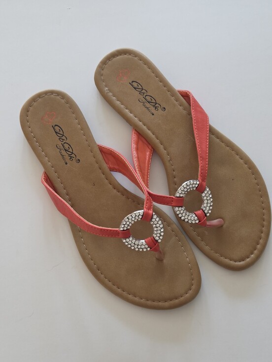 DbDk Fashion Shoes - DbDk Fashion Rhinestone Flip Flops Sandals In Box Size 8.5